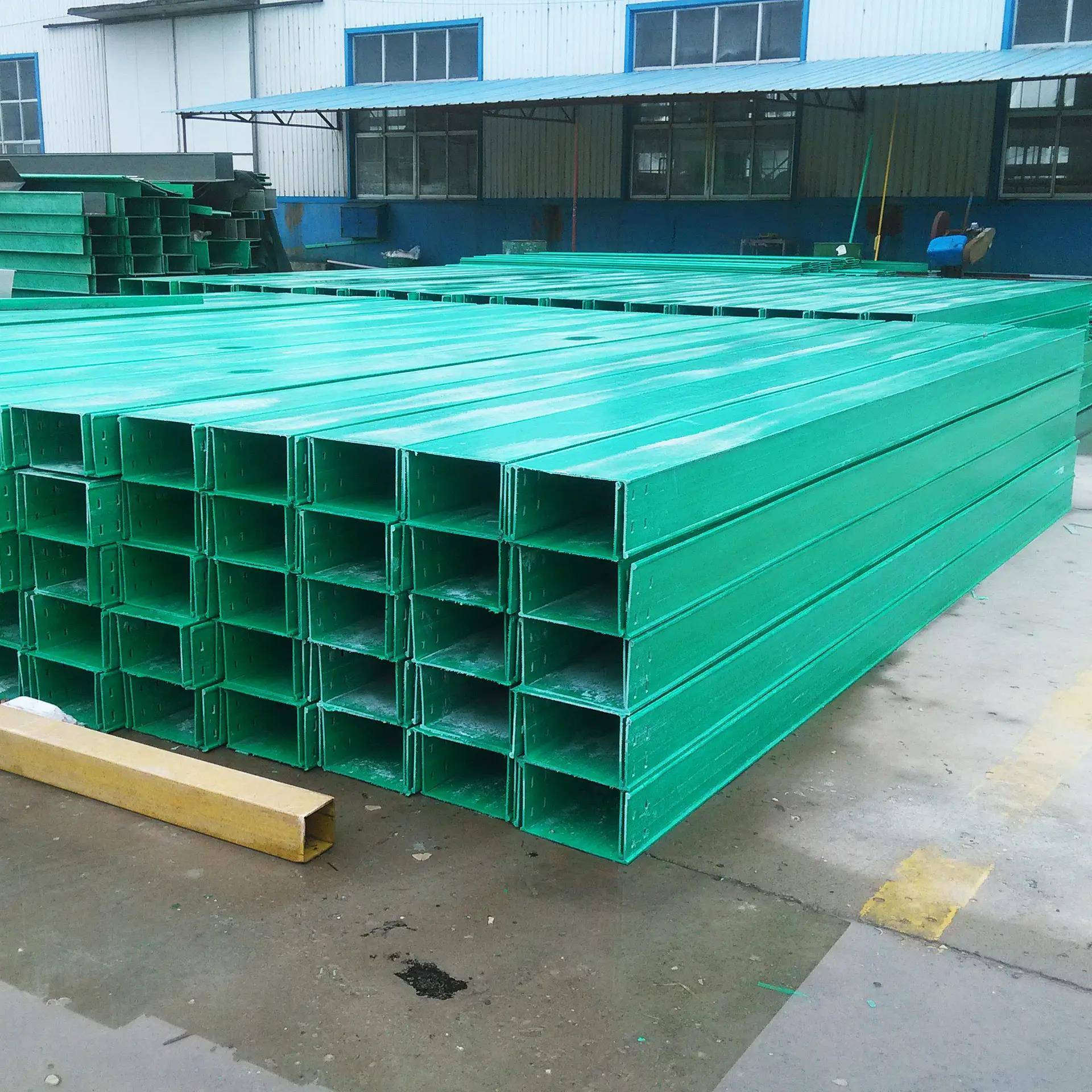 復(fù)合型玻璃鋼電纜橋架管箱選用規(guī)范_敷設(shè)_進(jìn)行_國家標(biāo)準(zhǔn)